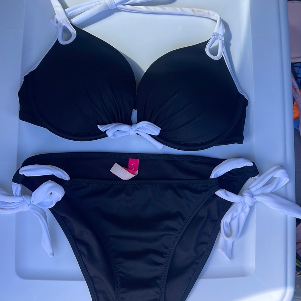 VS swim bikini set
